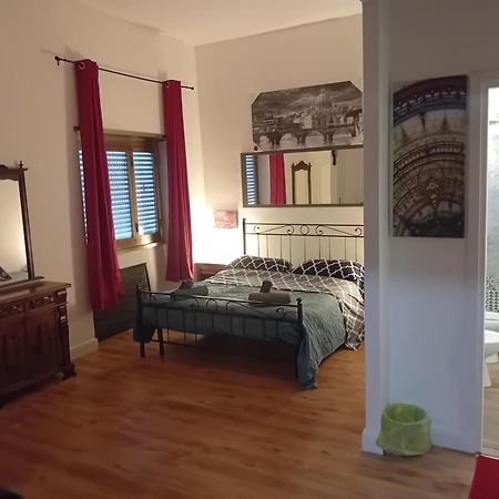 רומא Mirti Subway Apartment מראה חיצוני תמונה